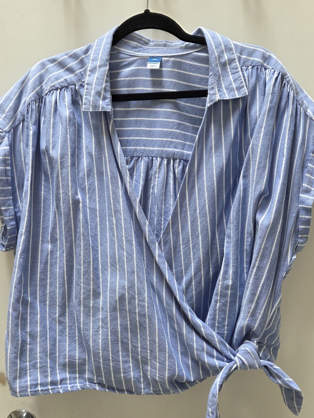 Old Navy Light Blue and White Striped Tie-Front Blouse EUC